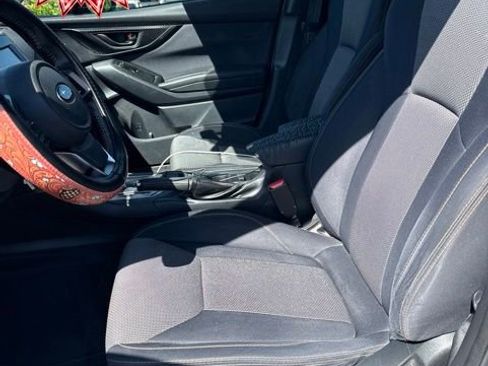 Used 2018 Subaru Crosstrek 2.0i Premium AWD/4WD image 8