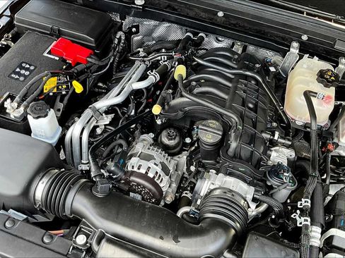 Used 2024 Jeep Gladiator Sport image 59