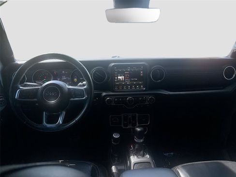 Used 2022 Jeep Wrangler Unlimited Sahara w/ Cold Weather Group AWD/4WD image 21