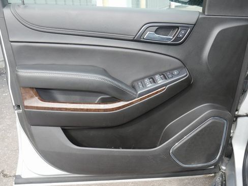 Used 2020 Chevrolet Tahoe 4WD image 11