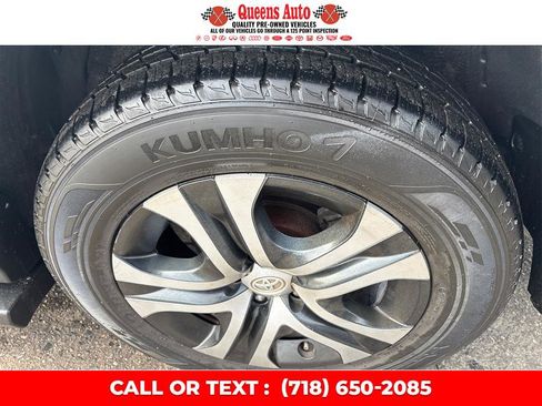 Used 2017 Toyota RAV4 LE image 29