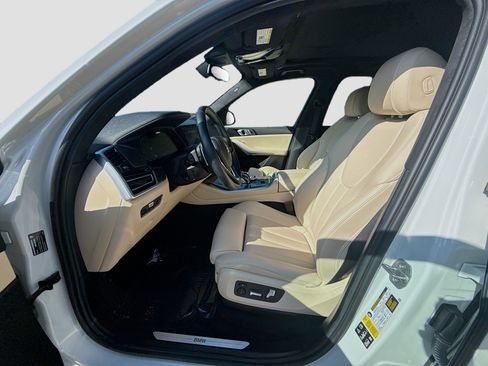 Used 2022 BMW X5 xDrive40i w/ Executive Package AWD/4WD image 20