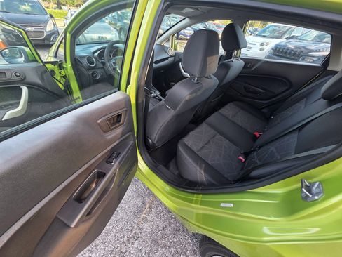 Used 2013 Ford Fiesta SE image 13