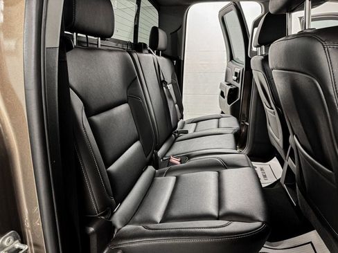 Used 2015 GMC Sierra 1500 SLE w/ SLE Value Package AWD/4WD image 9