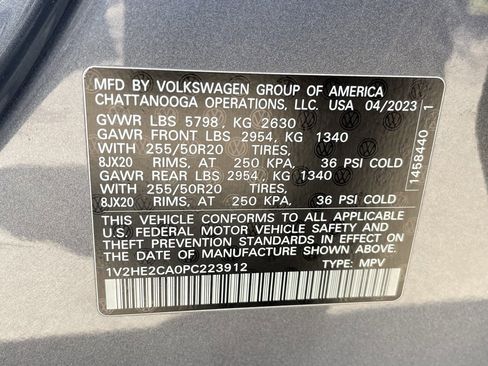 Used 2023 Volkswagen Atlas Cross Sport SE image 30