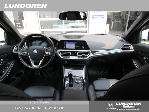 Used 2022 BMW 330i xDrive 330i xDrive w/ Premium Package image 6