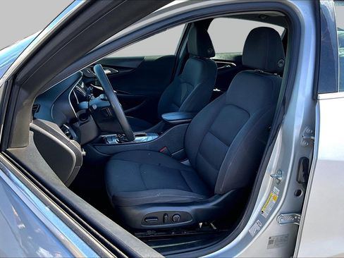 Used 2020 Chevrolet Malibu LT FWD image 23