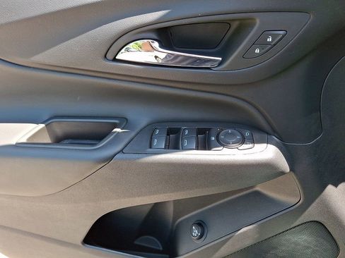 Certified 2024 Chevrolet Equinox LT AWD/4WD image 13