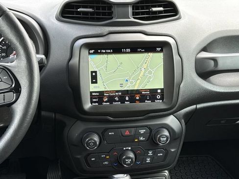 Used 2022 Jeep Renegade Trailhawk w/ Trailer Tow Group AWD/4WD image 10