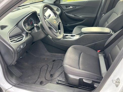 Used 2022 Chevrolet Malibu LS image 8