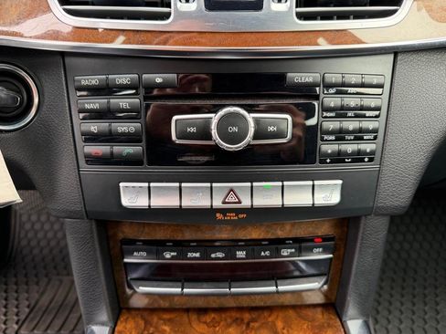 Used 2014 Mercedes-Benz E 350 4MATIC Wagon w/ Premium 1 Package image 33