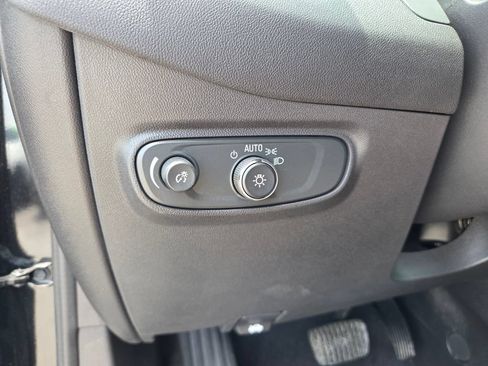 Certified 2024 Chevrolet Equinox LS w/ LS Convenience Package FWD image 23
