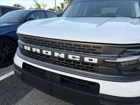 Used 2021 Ford Bronco Sport Badlands w/ Badlands Package AWD/4WD image 9