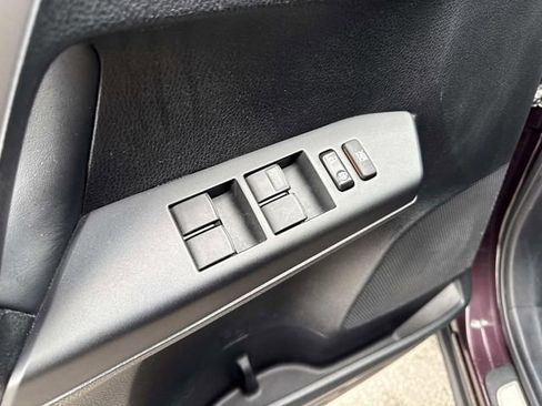 Used 2017 Toyota RAV4 XLE FWD image 12