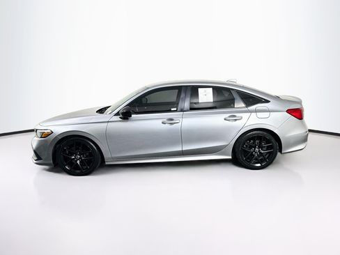 Used 2022 Honda Civic Sport image 4