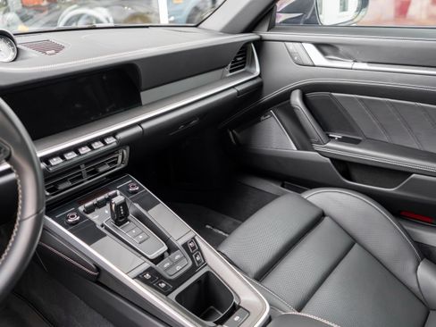 Used 2022 Porsche 911 Turbo S image 20