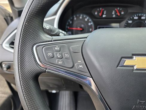 Used 2023 Chevrolet Malibu LT image 21