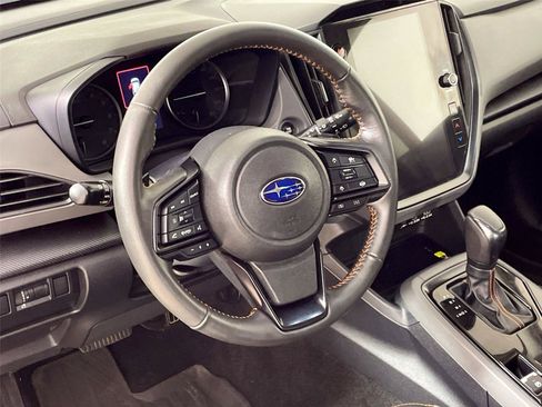 Used 2024 Subaru Crosstrek 2.5i Limited AWD/4WD image 19
