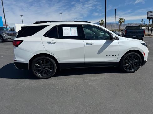 Used 2023 Chevrolet Equinox RS w/ RS Leather Package image 2