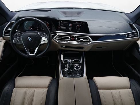 Used 2022 BMW X7 xDrive40i w/ Executive Package AWD/4WD image 20