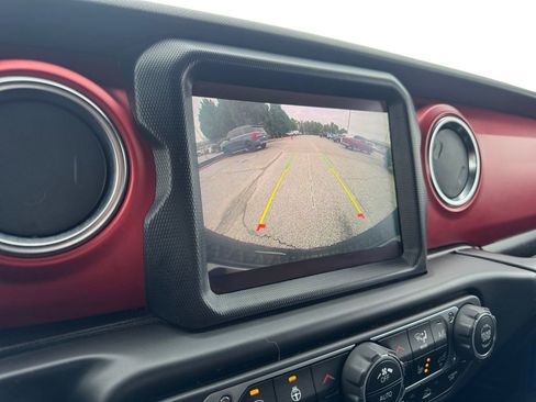 Used 2021 Jeep Wrangler Unlimited Rubicon image 13