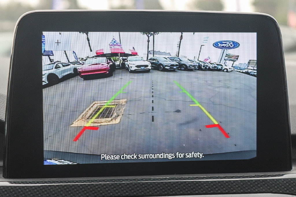 Certified 2025 Ford Escape ST-Line Select AWD/4WD image 28
