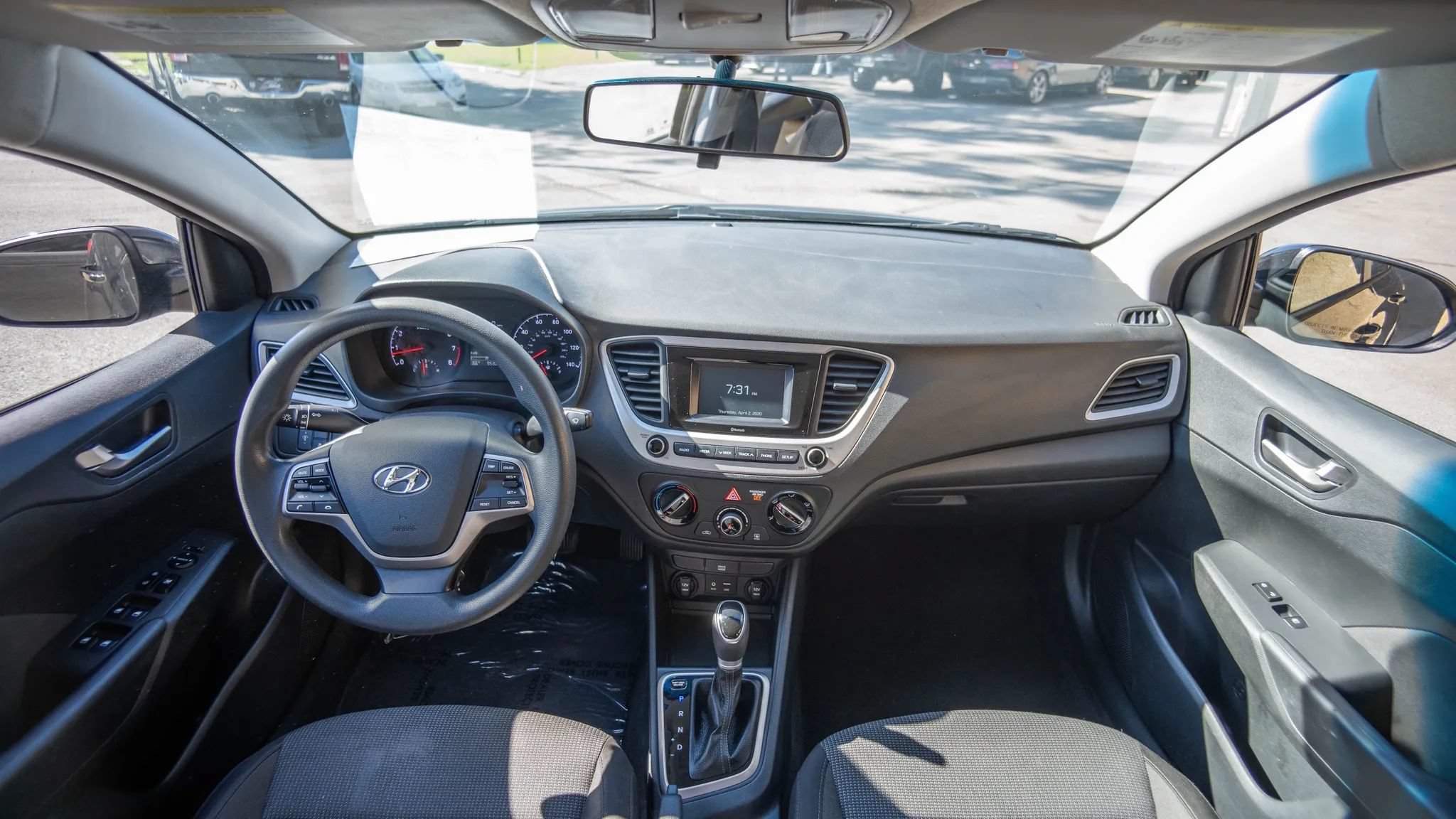 Used 2020 Hyundai Accent SE FWD image 18