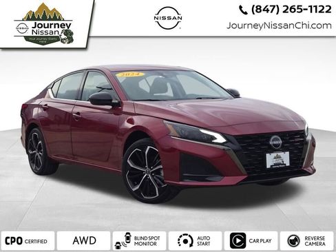 Used 2024 Nissan Altima 2.5 SR image 1