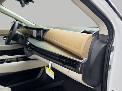 New 2026 Nissan Murano Platinum AWD/4WD image 13