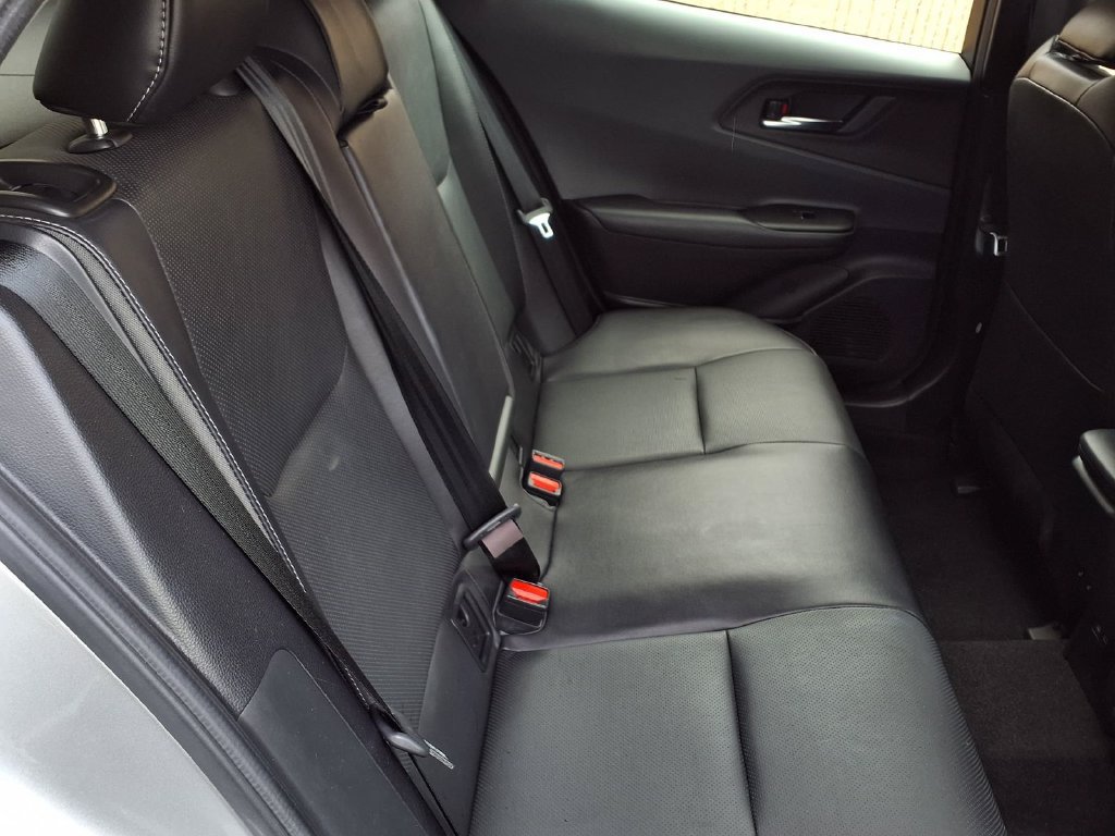 Certified 2024 Toyota Prius Limited FWD image 33