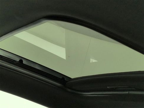 Used 2024 Chevrolet Camaro LT w/ RS Package image 17