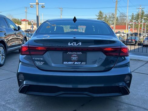 Used 2023 Kia Forte LXS image 7