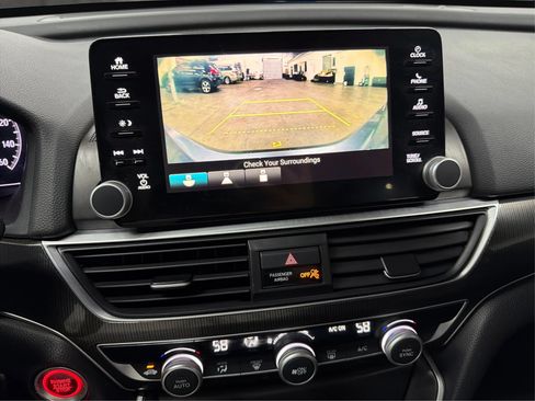 Used 2018 Honda Accord Sport image 18