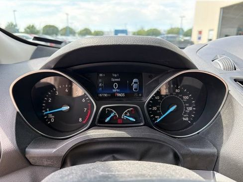 Used 2019 Ford Escape SEL AWD/4WD image 24
