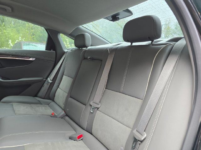 Used 2015 Chevrolet Impala LT w/ Convenience Package FWD image 18