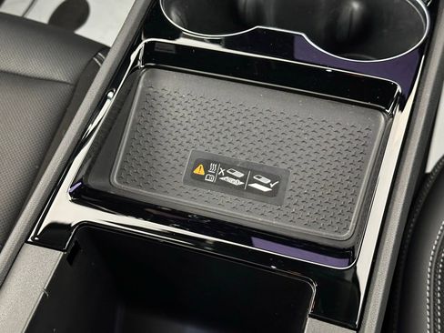 Used 2024 Chevrolet Blazer EV LT image 14