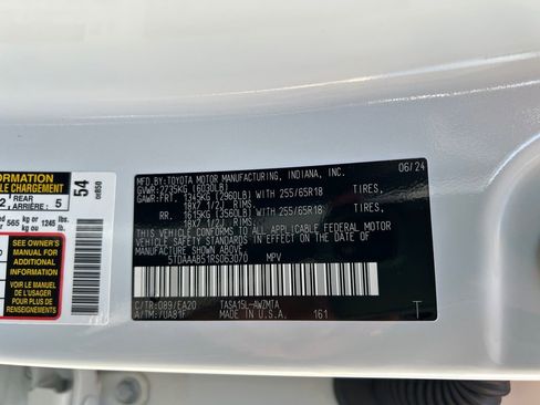 Used 2024 Toyota Grand Highlander AWD image 34