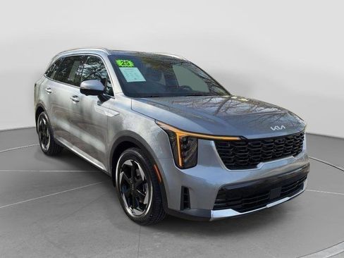 Used 2025 Kia Sorento SX Prestige AWD/4WD image 7