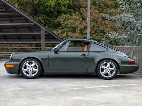 Used 1991 Porsche 911 Carrera RWD image 2