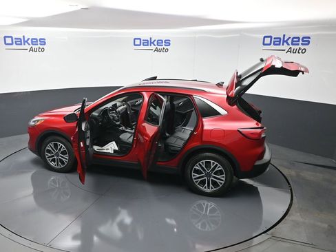 Used 2020 Ford Escape SEL image 59