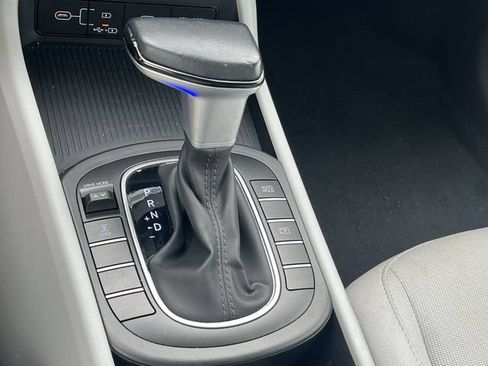Certified 2025 Hyundai Kona SEL AWD/4WD image 15