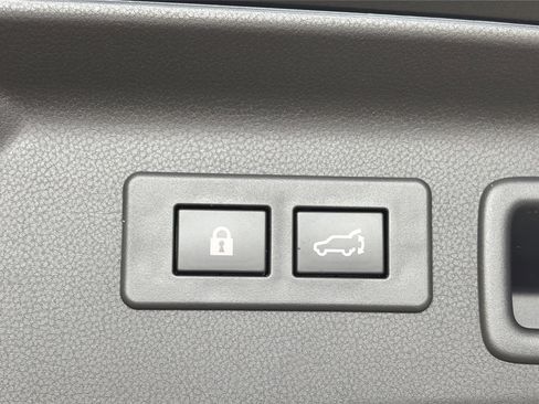 Used 2025 Subaru Forester Touring image 15