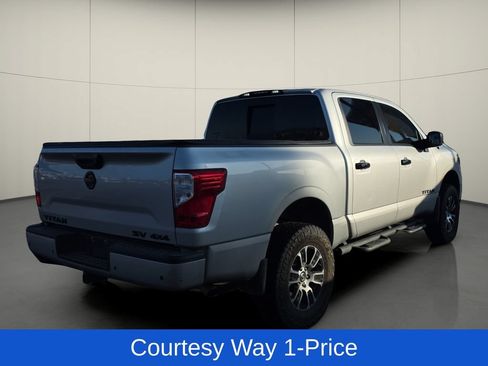 Used 2021 Nissan Titan SV w/ SV Convenience Package AWD/4WD image 8