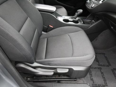 Used 2024 Chevrolet Malibu LT FWD image 40