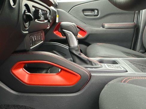 New 2026 Nissan Frontier PRO-4X w/ Pro-4x Convenience Package image 24