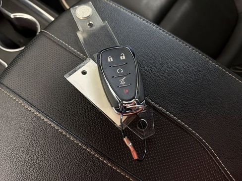 Used 2022 Chevrolet Traverse Premier w/ LPO, Floor Liner Package image 34