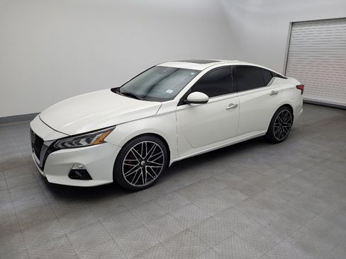 Used 2021 Nissan Altima 2.5 SL image 2