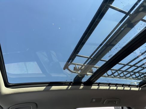 Used 2019 Volkswagen Atlas SE w/ Panoramic Sunroof Package FWD image 30