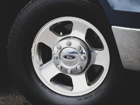 Used 2007 Ford F250 Lariat RWD image 28
