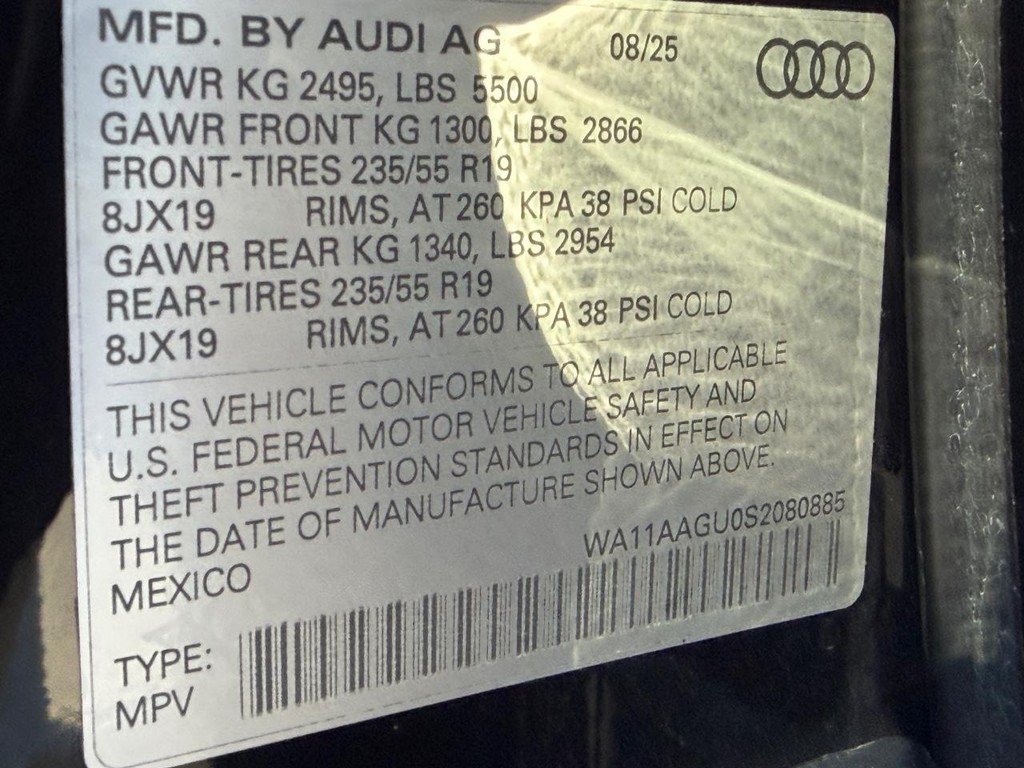 Used 2025 Audi Q5 Premium w/ Convenience Package AWD/4WD image 21